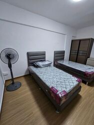Blk 221A Jurong East Street 21 (Jurong East), HDB 4 Rooms #591845891